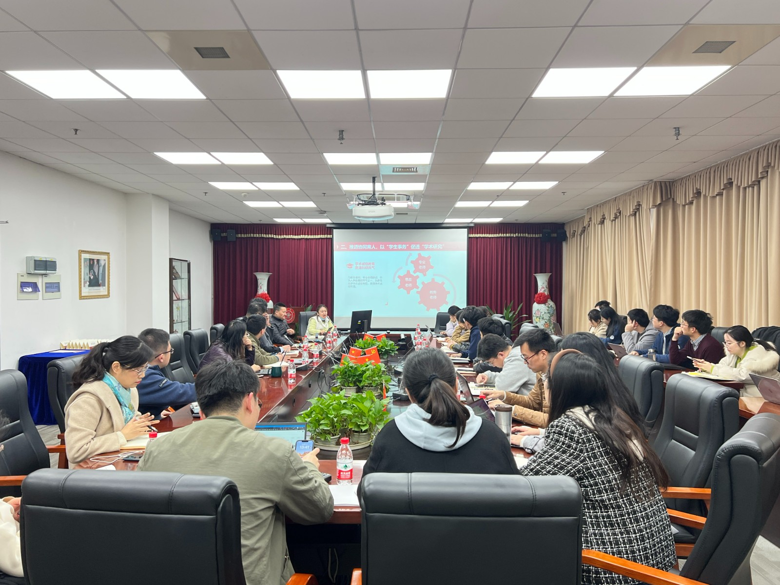 图1.jpg