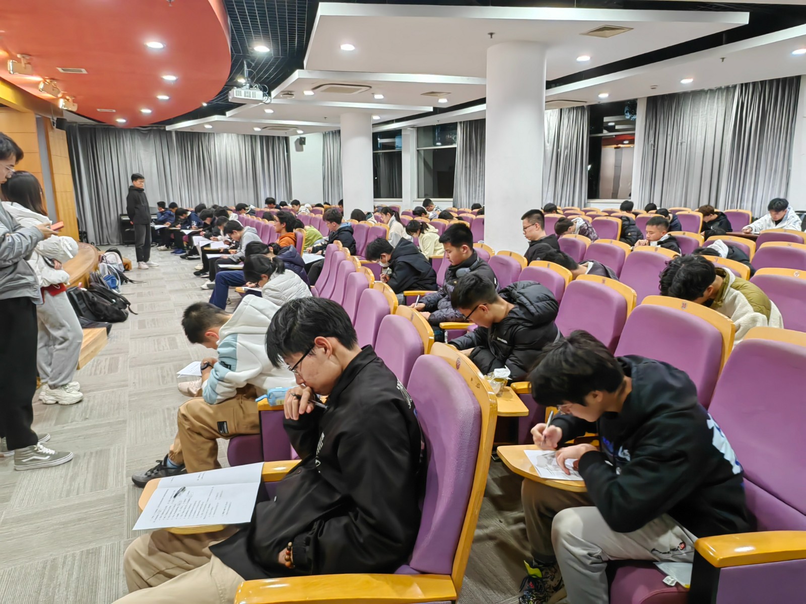 图3.jpg