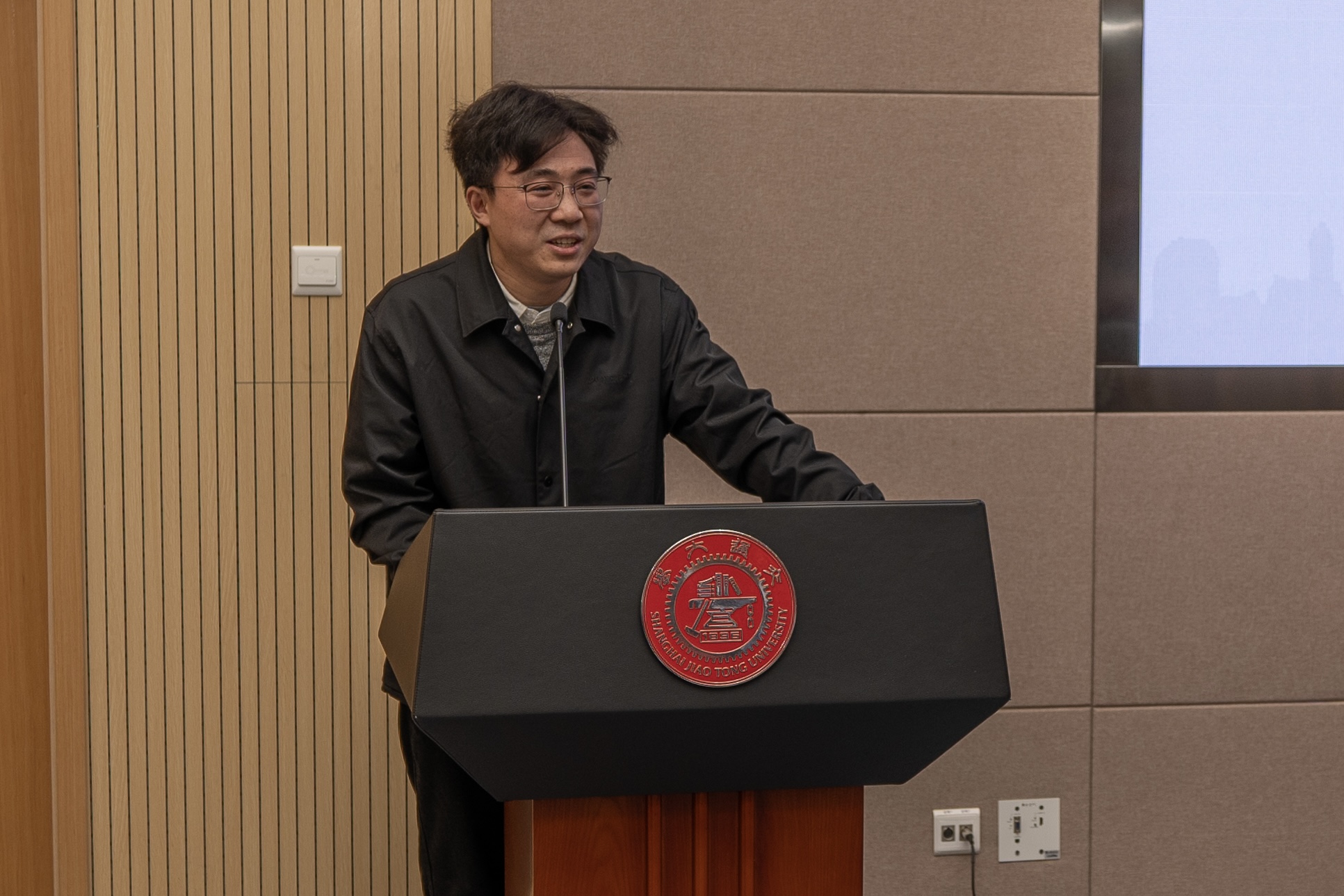 图8.jpg 图8.jpg